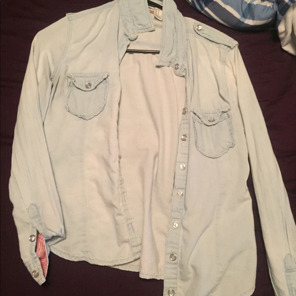 Jean jacket size x small